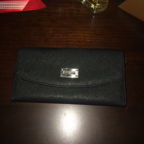 Kenneth Cole Reaction Wallet