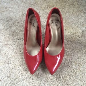 Red pointy toed heels size 5 1/2