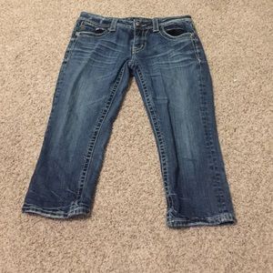 Size 30 Miss Me Capri jeans