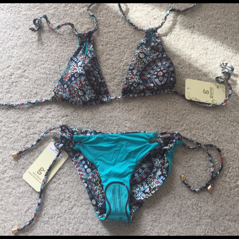 Guria reversible bikini set. Fit xs
