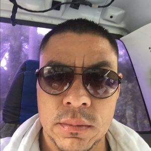 Meet your Posher, Luis