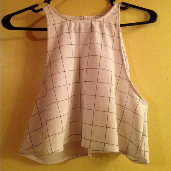 Grid Print Lulu Crop Top ✨ - Picture 3 of 4