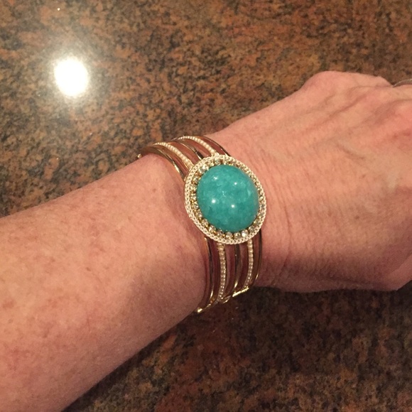 🔥Clearance 🔥 Blue Stone Bangle - Picture 3 of 3