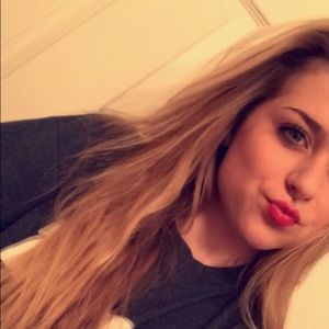 Meet your Posher, Riley