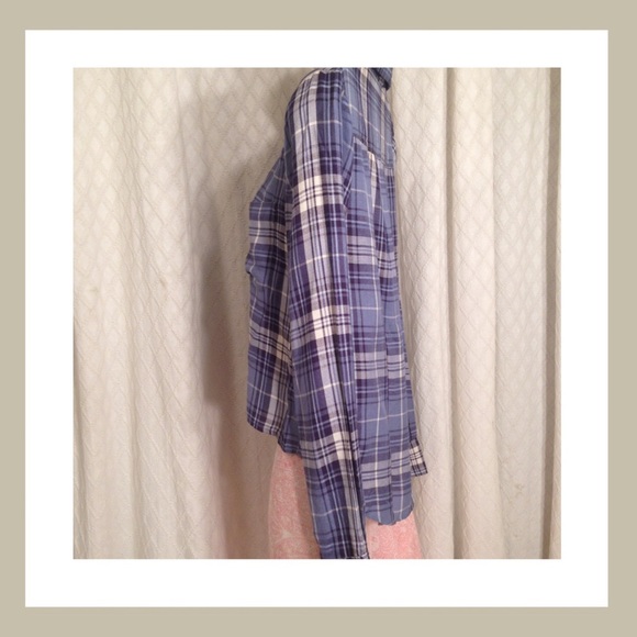 🚫SOLD🚫Mudd  Hi Low Plaid Shirt - Picture 2 of 4