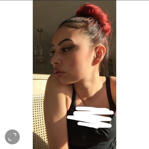 Meet your Posher, Celina