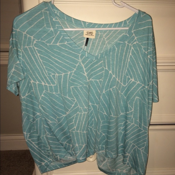 pacsun short sleeve t shirt