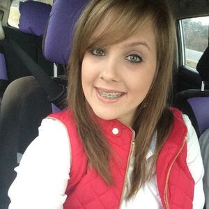 Meet your Posher, Danielle