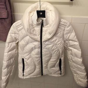 Lulu lemon white puffy jacket