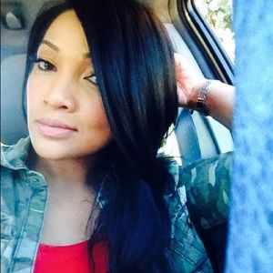 Meet your Posher, Christine