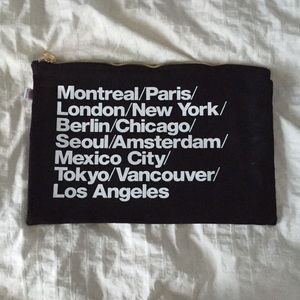American Apparel cities pouch