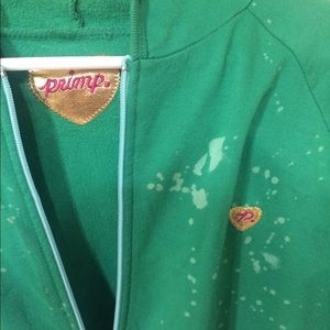 This is a primp jacket and Capri. Celeb wear