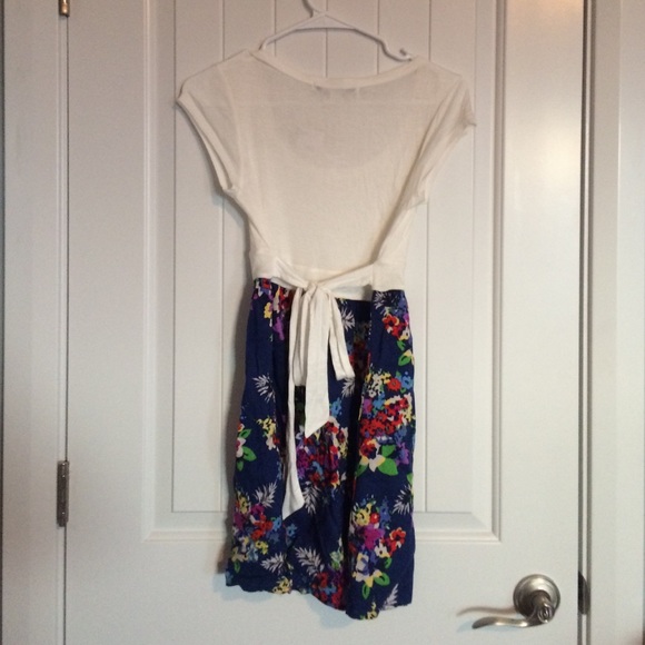 Brand New Dress - Picture 2 of 2