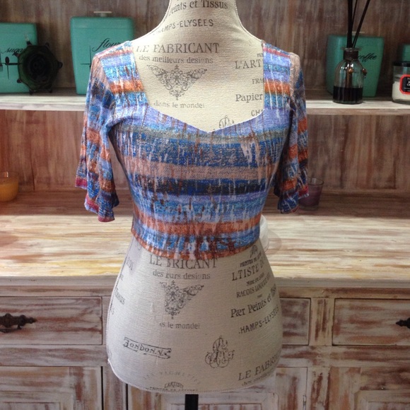 NWOT "Grecian" crop top - Picture 1 of 3