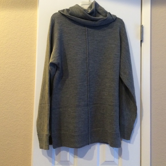 Max Studio Sweaters - Max Studio oversized turtleneck sweater