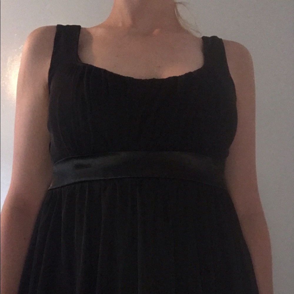 Little Black Dress - Picture 3 of 6