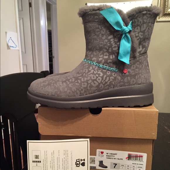 UGG boot