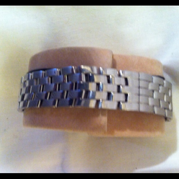 BAUME et MERCIER Stainless Steel/Diamond Watch