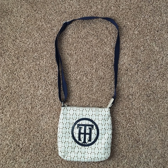 Tommy Hilfiger Handbags - Tommy Hilfiger cross body bag