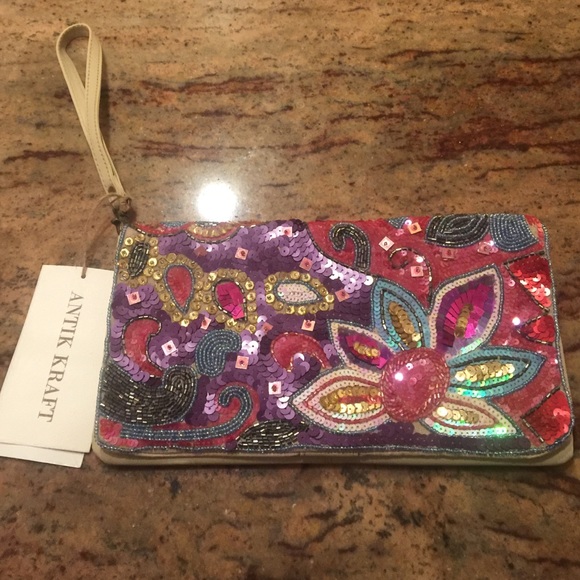 Antik Kraft clutch