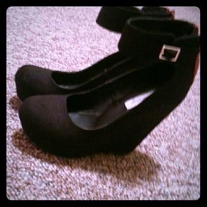 Olsenboye High Heels