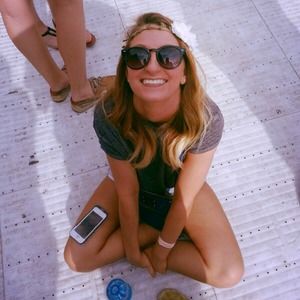 Meet your Posher, Dana