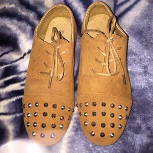 Stud Shoes