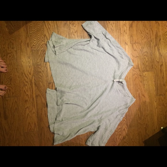 Free people slit back top