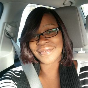 Meet your Posher, Janelle