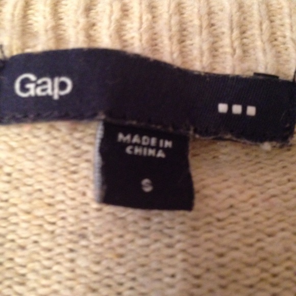 Sweater - Picture 3 of 3