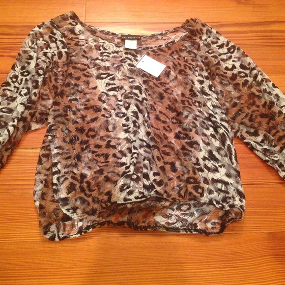 Leopard top