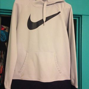 Therma fit sweatshirt