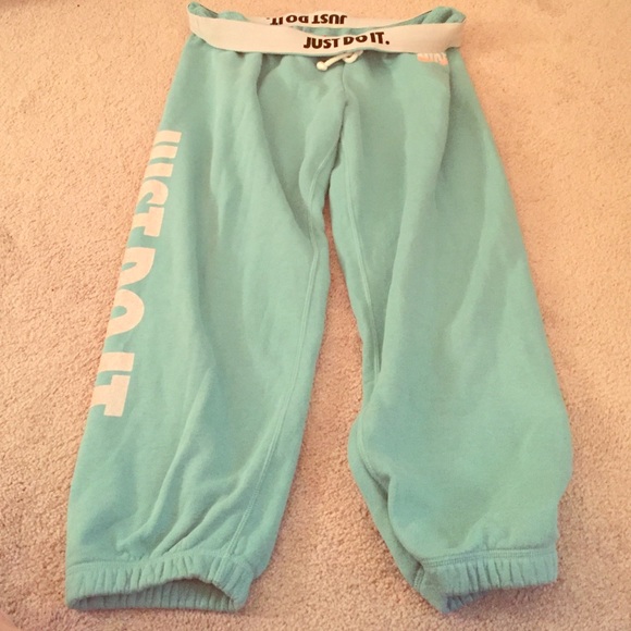 Nike ankle sweatpants