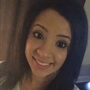 Meet your Posher, Janessa