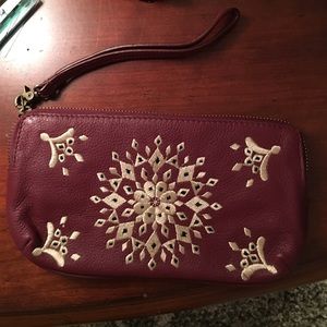 Lucky Brand wristlet