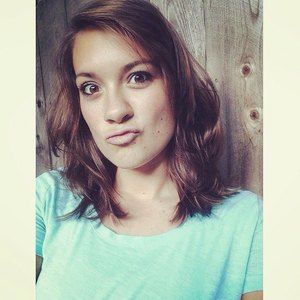 Meet your Posher, Hailey