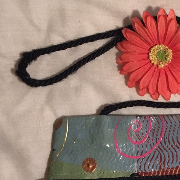 Retro Abstract Purse! - Picture 4 of 4