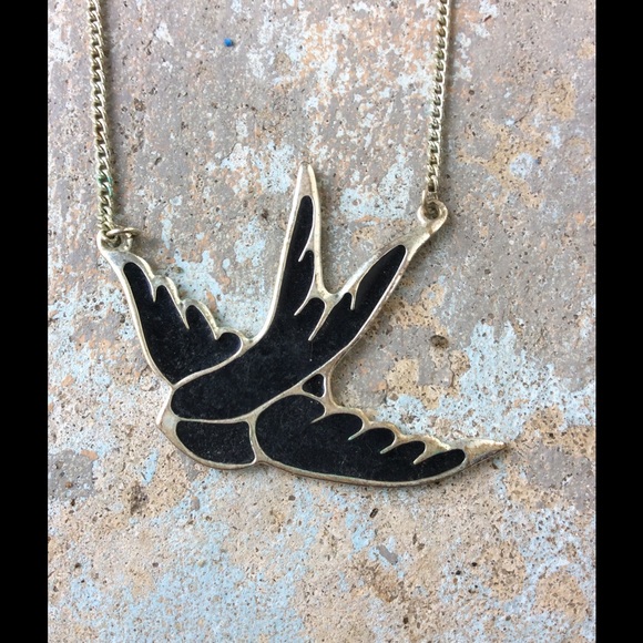 Sparrow necklace - Picture 2 of 3