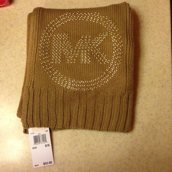 Michael Kors Knit Scarf