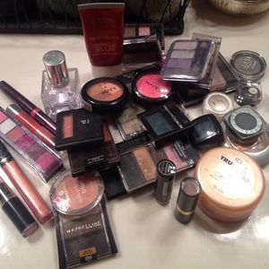 Huge drugstore makeup lot!