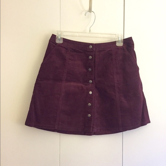 A&F Burgundy skirt