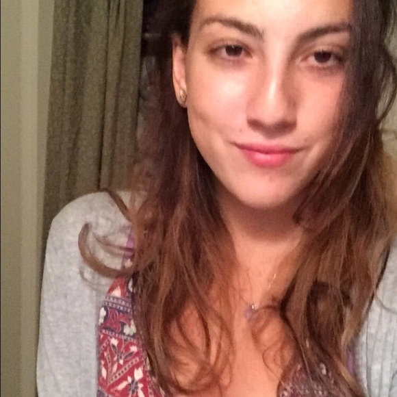Meet your Posher, Daniella