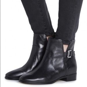 MICHAEL KORS Salem black ankle booties