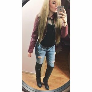 🌻Maroon faux leather jacket