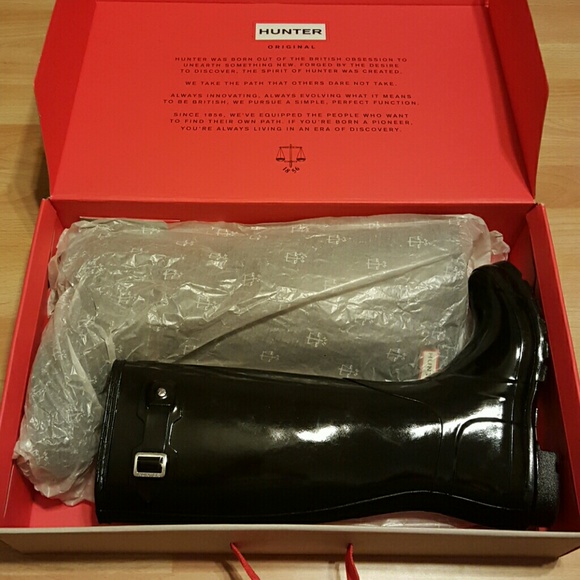 Like new Black gloss tall hunter boots