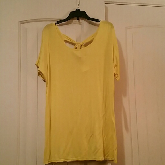 Yellow tie back tshirt. - Picture 1 of 3