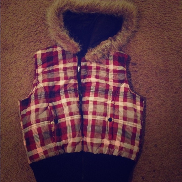 Red, white & black hooded vest