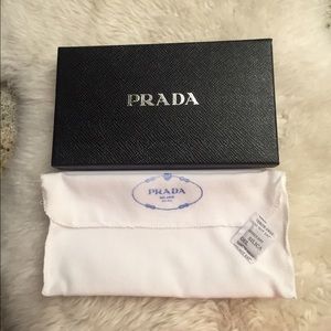 Brand New Black Wallet Gift Box