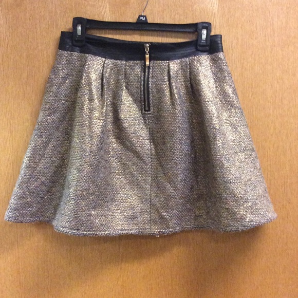 Gold tweed high-waisted flare skirt - Picture 4 of 4