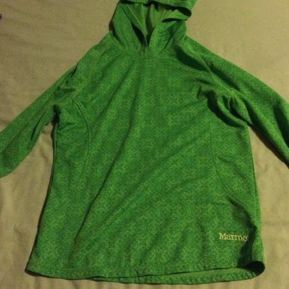 Green Print Light-weight Marmot Pullover